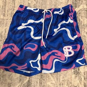 Wave Pattern Athletic Men's Shorts